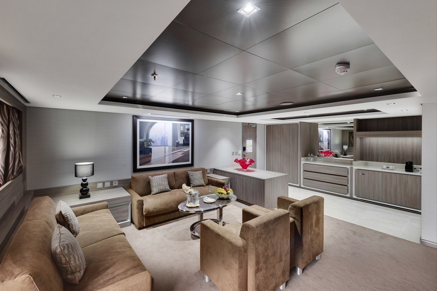 MSC Seaview - MSC Yacht Club Royal Suite 4, MSC Rights, Ivan Sarfatti.jpg